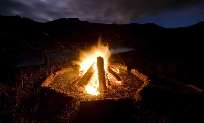 Consulter le site internet du département de la conservation (DOC) pour connaitre l'emplacement des campings du parc.