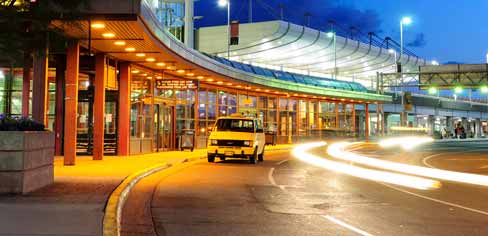 Tout ce que vous devez savoir pour réserver une navette d'aéroport, ou prendre un taxi ou un bus à Auckland ou Christchurch.