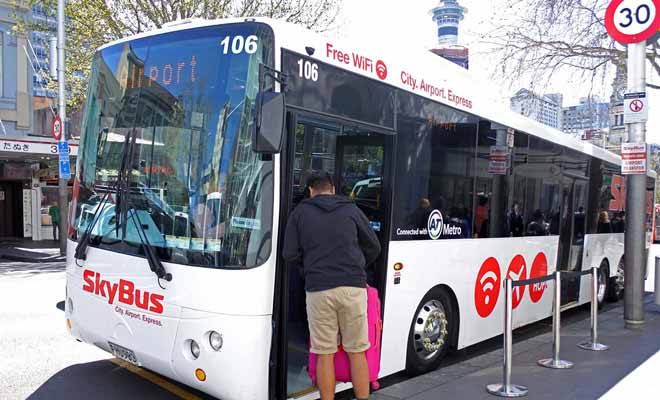 Le Skybus est utilisé par la majorité des voyageurs, mais il ne comporte pas que des avantages !