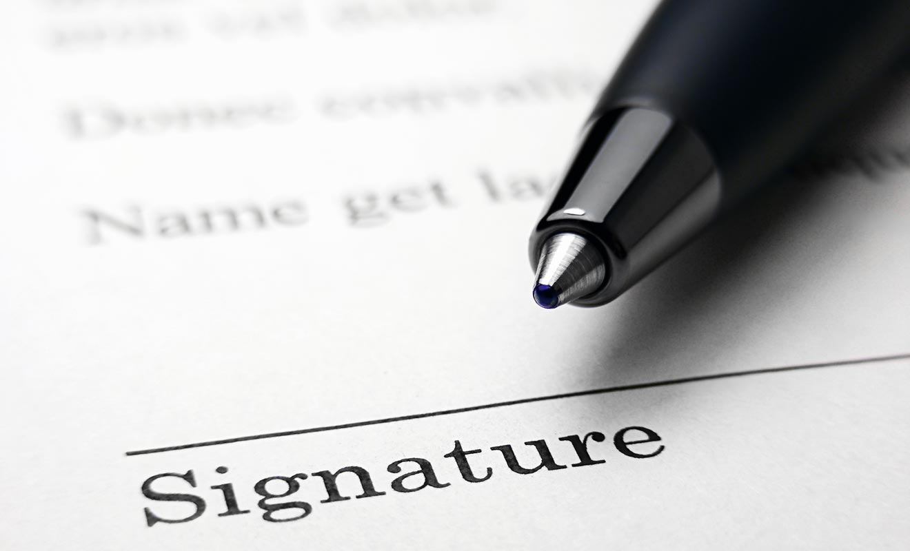 Comme toujours avant de signer un contrat et de vous engager, il est recommandé de lire soigneusement les termes.