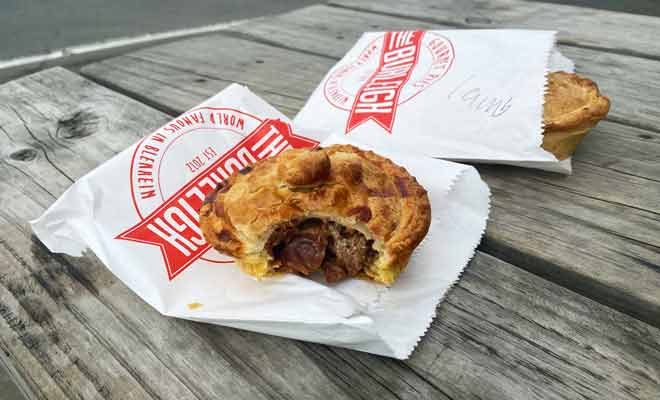 Les meats pies sont très caloriques, et suffisent en général à rassasier une personne.