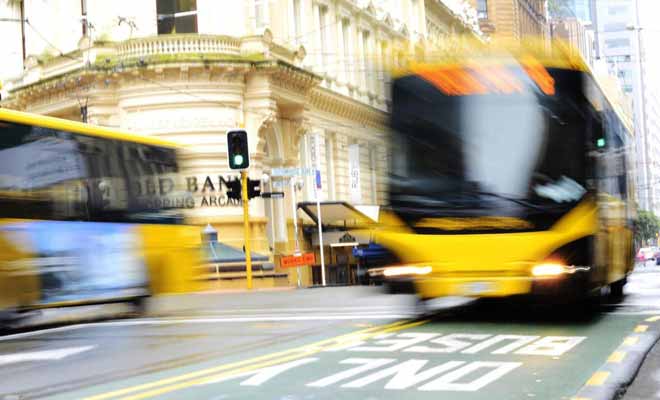 Circuler en bus dans le pays coûte cher à moins de rester suffisamment longtemps pour bénéficier des réductions de cartes de fidélité.