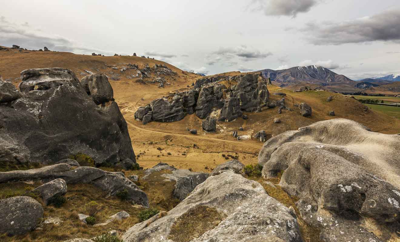 On s'imagine visiter la Terre du milieu de Tolkien en compagnie d'Aragorn et Gandalf. Ganda