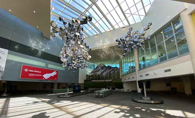 Christchurch possède le second plus grand aéroport du pays avec 7 millions de voyageurs en transit chaque année.