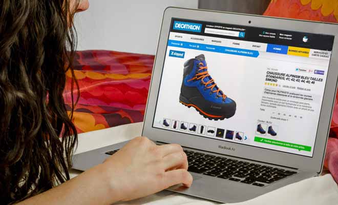 Achetez ses chaussures de randonnée par Internet est absolument déconseillé car il faut souvent essayer plusieurs paires avant de trouver un modèle qui convienne. Vous ne pouvez pas prendre le risque d'arriver en Nouvelle-Zélande avec une paire de chaussures qui vous fait mal en marchant !