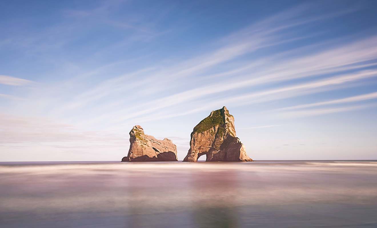 Vous pouvez vous retrouver sur une plage déserte, mais la civilisation n'est pas loin, ce qui est rassurant.