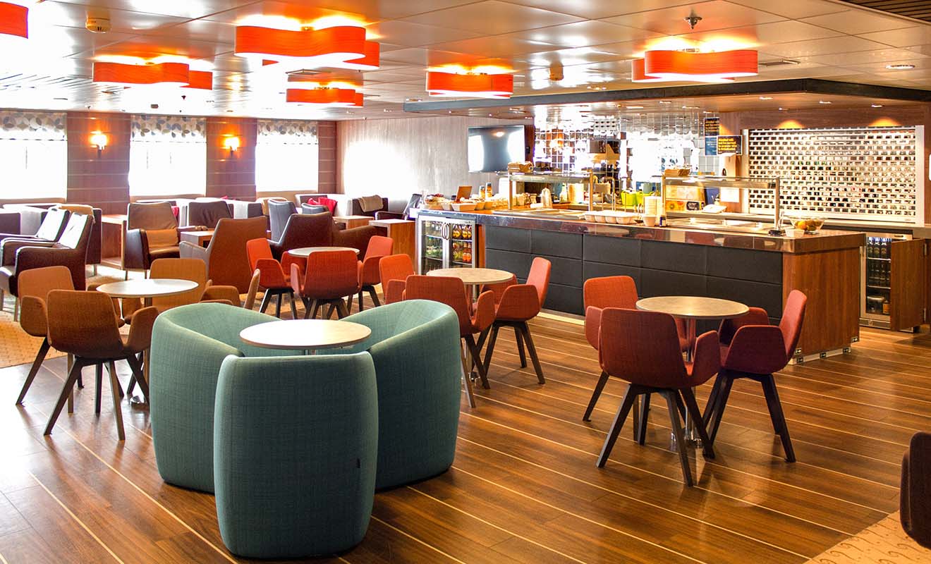 Les espaces VIP possèdent une décoration et une atmosphère relaxante, à l'écart des familles pour permettre le repos.