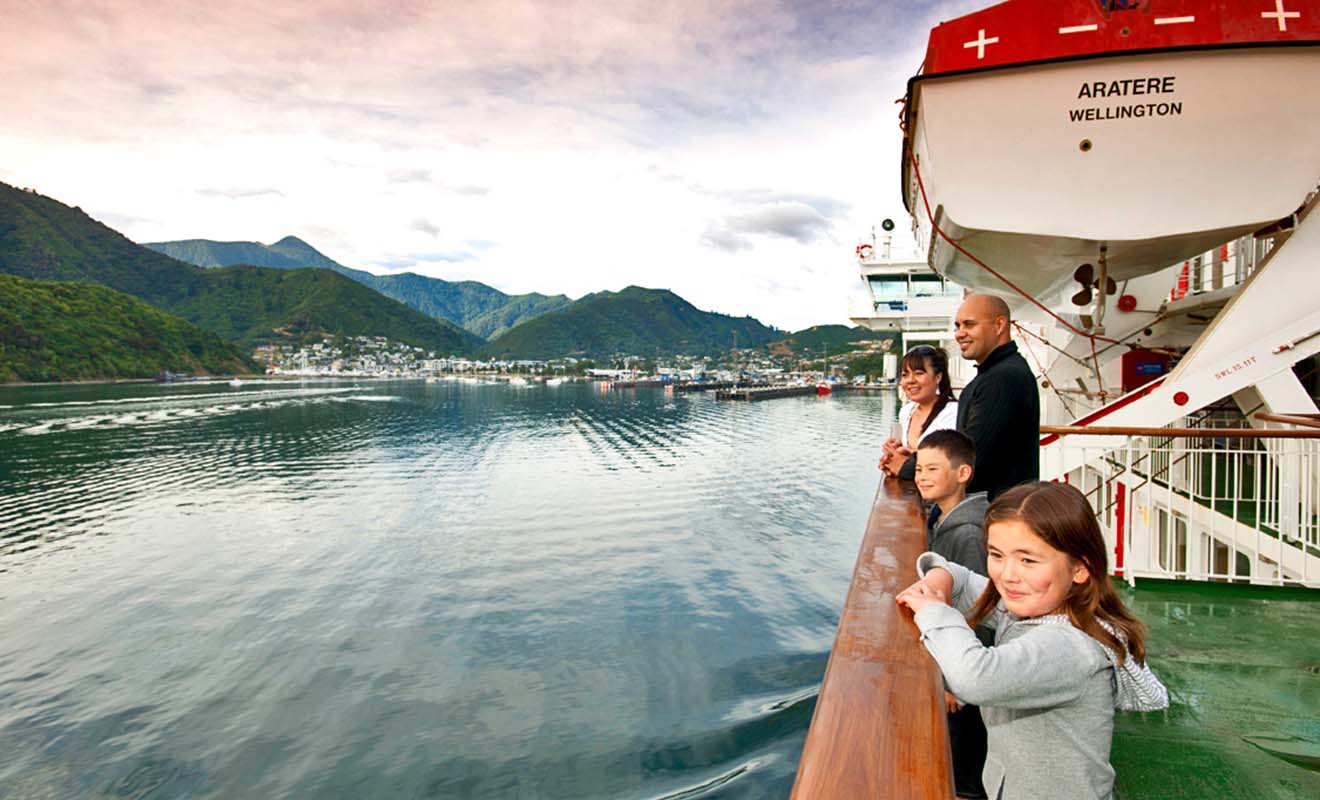 Les enfants adorent la traversée en ferry, surtout si le navire est immense et qu'il faut l'explorer.