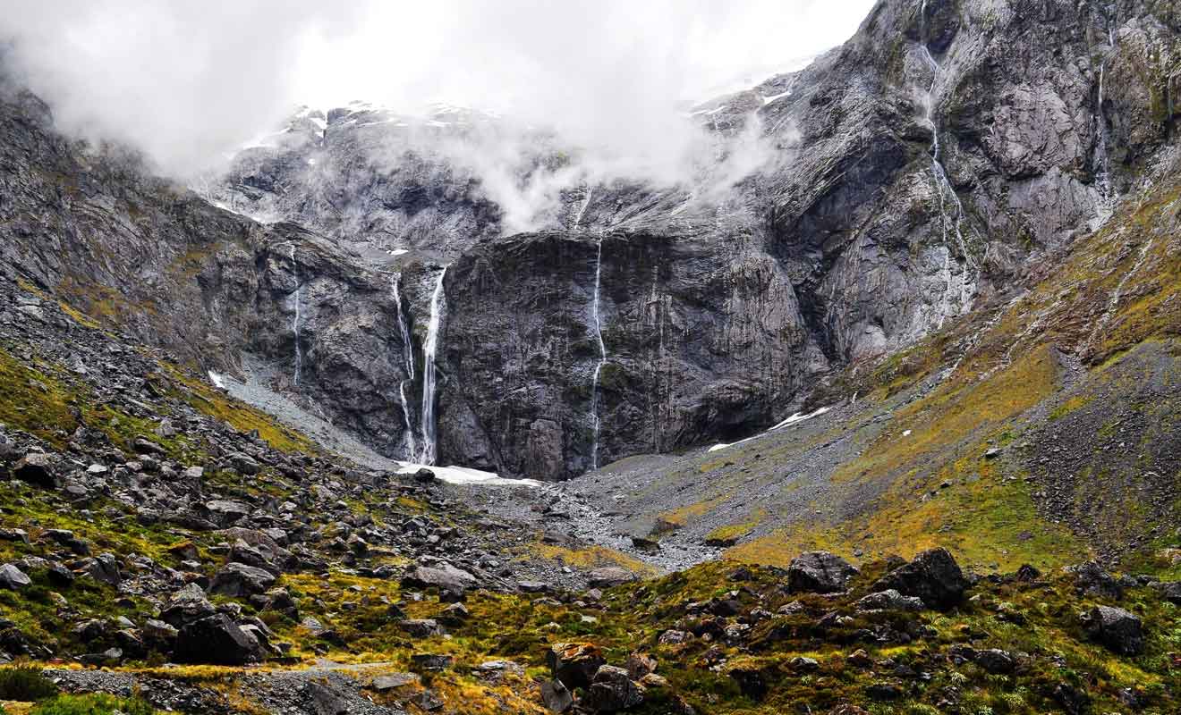 Vous aurez souvent l'occasion de vous garer en chemin pour contempler des merveilles de la nature.