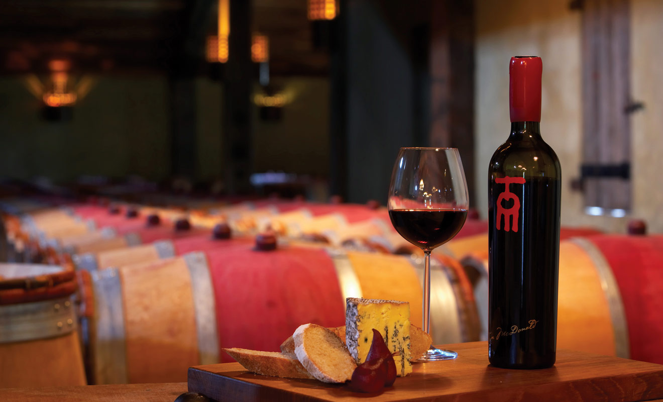 Pour tester les meilleurs vins du pays, vous pouvez faire la tournée des caves à vin, ou vous rendre à The Winery à Queenstown ou vous pourrez goûter plus de 70 vins différents et commander des plateaux de fromages.