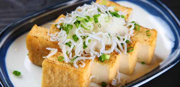 Venez goûter le Whitebait dans les restaurants gastronomiques.