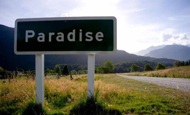 Le but du couchsurfing n'est pas de faciliter les aventures d'un soir. Mais certains hôtes privilégient l'accueil de jeunes demoiselles et nuisent à la réputation d'un excellent mode d'hébergement.