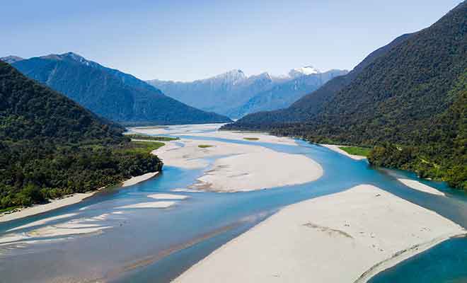 Même si l'on ne pratique pas la randonnée, la Haast Highway est une pure merveille.