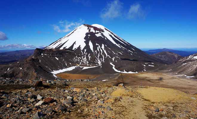 Pour tout fan du Seigneur des anneaux qui se respecte, le Tongariro Crossing (Mordor) est incontournable.