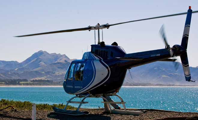 L'excursion en bateau pour observer les baleines est une activité incontournable de Kaikoura. Mais le fin du fin consiste à survoler la péninsule en hélicoptère, car l'on observe mieux les baleines vues du ciel.