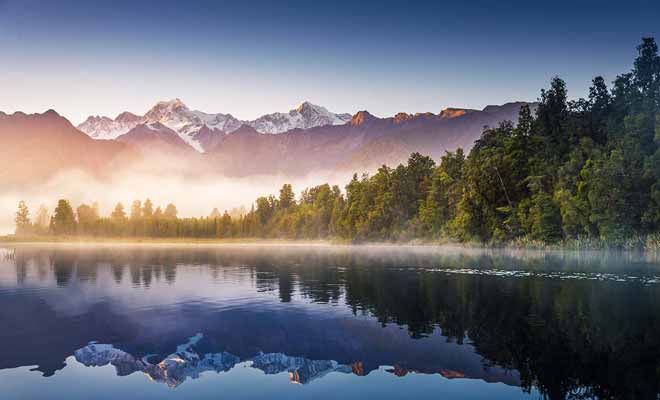 Le lac Matheson est une icône de Nouvelle-Zélande et on le trouve représenté aussi bien sur des mugs que des timbres.