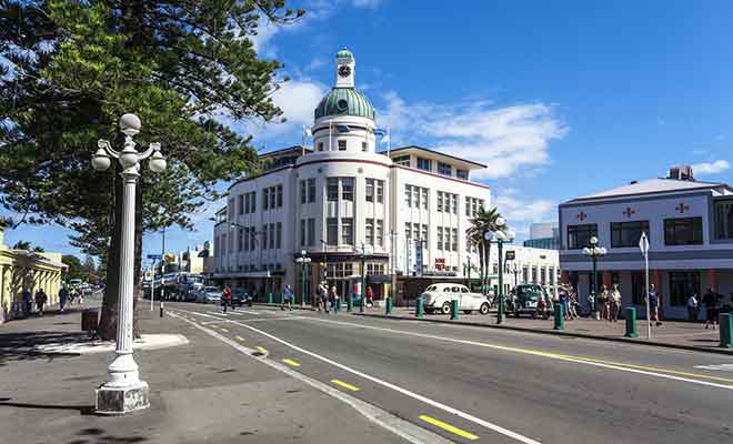Se promener dans les rues de Napier, c'est un peu comme effectuer un voyage dans le temps.