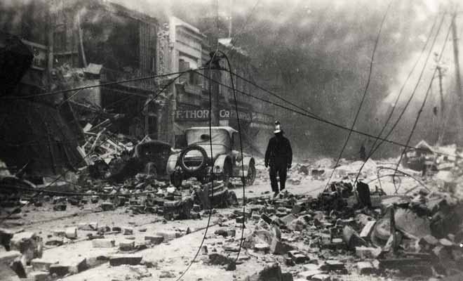 Le terrible tremblement de terre qui a frappé Napier en 1931 a déclenché un gigantesque incendie et laissé la ville dans un état de ruine.