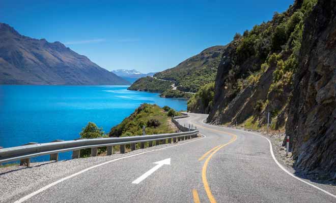 Lorsque vous préparez votre itinéraire en Nouvelle-Zélande, il est recommandé de prévoir une marge de manœuvre pour improviser des pauses sur le bord de la route afin d'admirer le paysage. Et croyez-nous sur parole, ce ne seront pas les occasions qui manquent à l'appel !