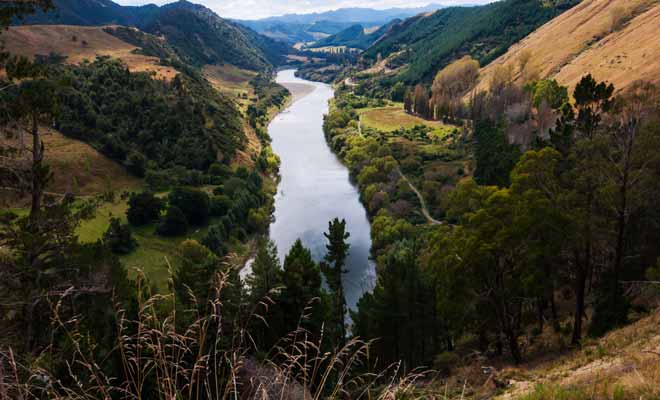 Le parc national de Whanganui se parcourt essentiellement en kayak durant plusieurs jours. Il faut impérativement surveiller les conditions météo !