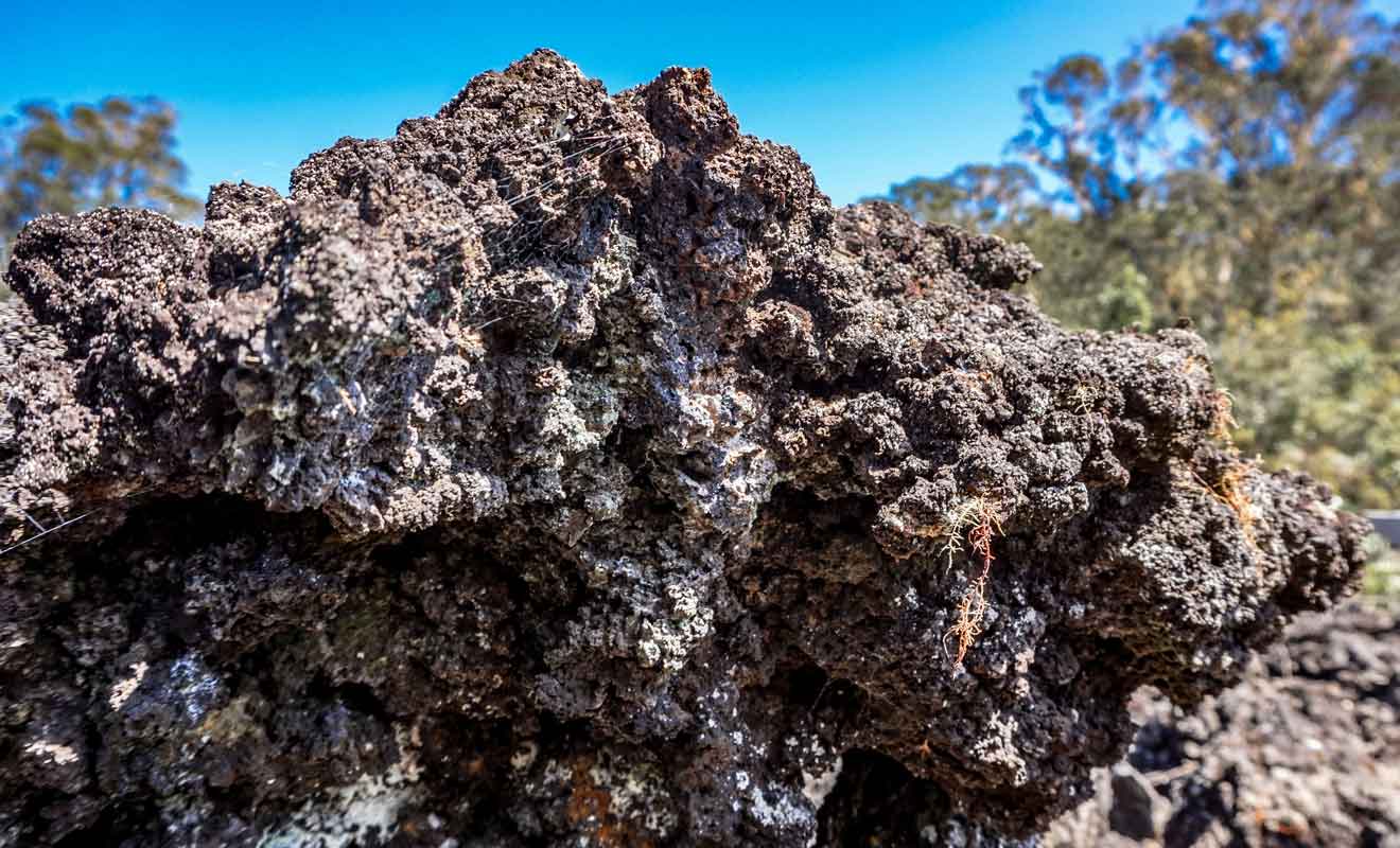 Toute la surface de l'île est constituée de roche magmatique.