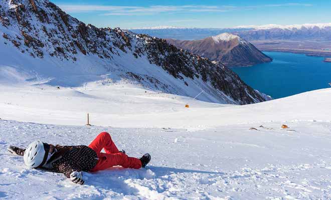 Les plus belles stations de Ski se trouvent sur l'Île du Sud, mais le Nord n'est pas en reste car l'on peut même skier sur le flanc de volcans en activité.