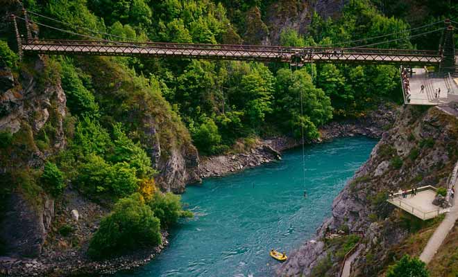 Le pont de la rivière Kawarau qui date de la ruée vers l'or était une véritable performance à l'époque.