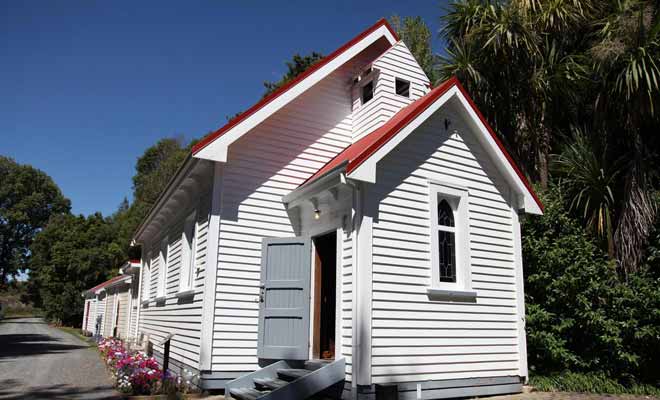 The Bed & Breakfasts are more and more popular and accompany the development of tourism.