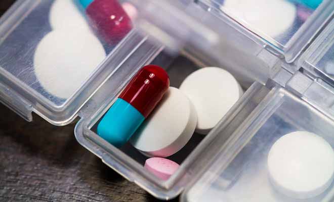 Pour franchir la douane sans soucis, évitez d'emporter vos médicaments dans des boîtes sans étiquettes. Prenez plutôt des boîtes neuves jamais ouvertes.