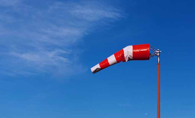 Le parachutisme nécessite la présence d'un ciel dégagé sans intempéries. Si les conditions ne sont pas réunies, vous pourrez bien entendu reporter le saut à une autre date ou demander un remboursement.