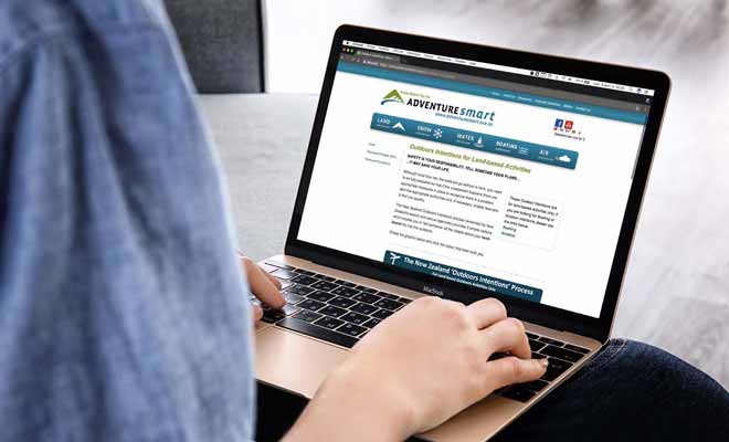 Adventure Smart propose le service Outdoor Intention pour permettre aux randonneurs de signaler leurs itinéraires des randonnées.