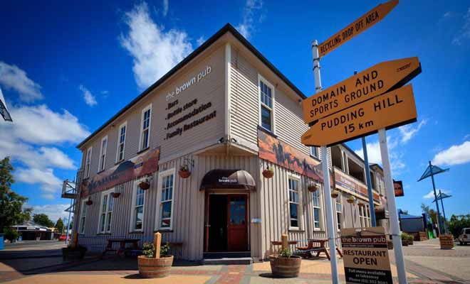 La meilleure solution pour se loger si l'on ski au mont Hutt consiste à réserver un hôtel dans le village de Methven situé à environ 25 km.