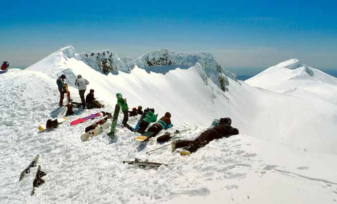 La station du mont Taranaki propose les forfaits les moins chers du pays, car la station est à la fois petite et ses pistes d'un niveau redoutable. Si vous êtes un bon skieur, vous avez trouvé votre bonheur !