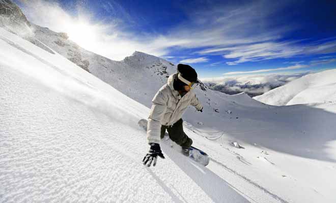 Si vous visitez la Nouvelle-Zélande pour la seconde fois, vous avez peut-être envie d'essayer de nouvelles activités. Pourquoi ne pas envisager un séjour en juin pour faire du ski ?