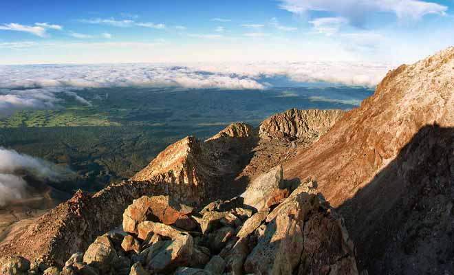 Le panorama au sommet du mont Taranaki est exceptionnel, mais l'ascension n'est pas sans risque et Kiwipal vous recommande la présence d'un guide expert.
