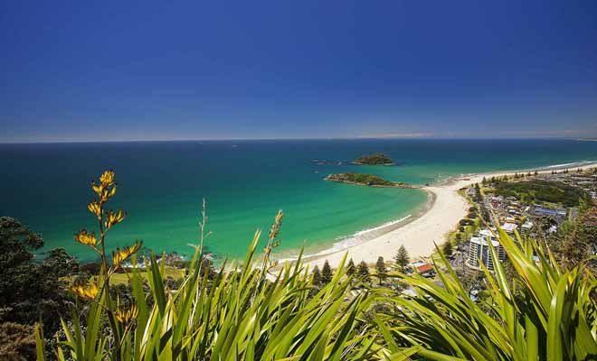 La randonnée qui mène au sommet de mount Maunganui ne présente aucune difficulté et le panorama est incomparable.