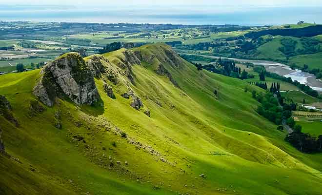 Les propriétaires du vignoble de Craggy Range avaient tracé un sentier sur une terre maorie sacrée.