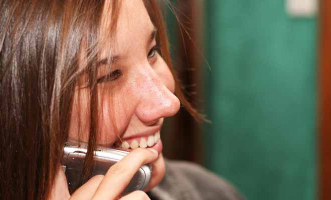 Impossible d'imaginer une année entière ou même un court séjour sans un téléphone pour appeler sa famille ou répondre à des offres d'emploi.