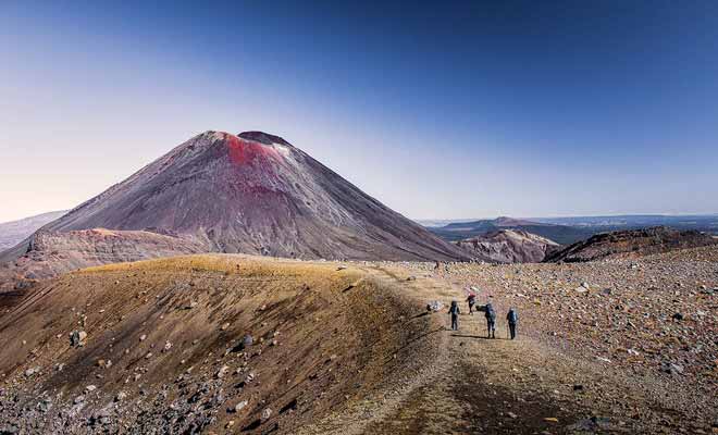 Le parc national du Tongariro a servi de lieu de tournage pour le Mordor dans le Seigneur des anneaux. Si le seigneur Sauron n'existe pas, en revanche la montagne du destin est bel et bien un volcan dans la réalité.