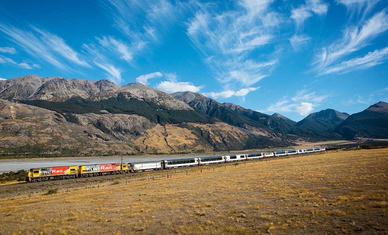 Si vous ne devez emprunter qu'un seul train en Nouvelle-Zélande, ce devrait être le Tranzalpine !