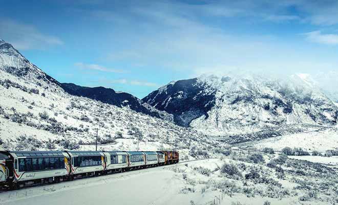 Vous pouvez même emprunter le train en hiver, avec un peu de chance les paysages seront sous la neige et ils seront encore plus beaux.