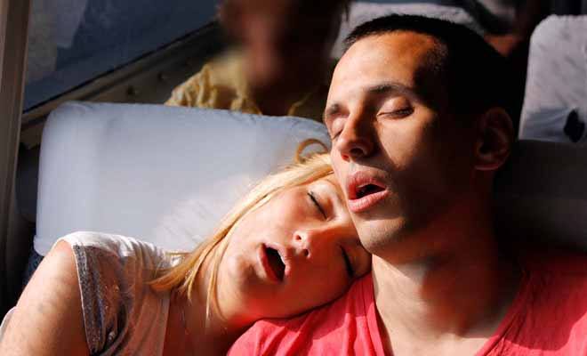 Si vous dormez durant le trajet, il passera plus vite mais vous aurez manqué tout le spectacle.