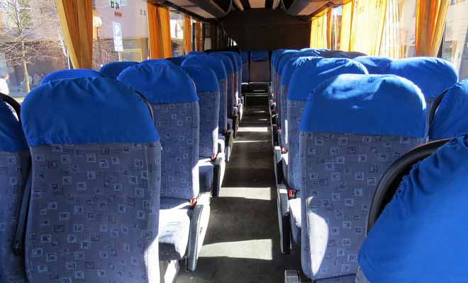 Ne vous attendez pas non plus à une qualité haut de gamme dans les bus.