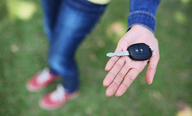 Si vous avez besoin d'une voiture au quotidien, il est plus intéressant d'acheter un véhicule plutôt que de le louer.