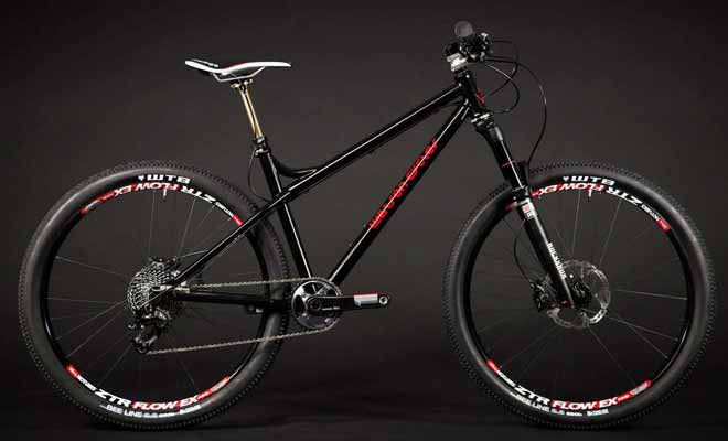 Le VTT classique tel qu'on le trouve en Europe est un modèle polyvalent qui convient aux pistes plates ou avec un faible dénivelé.