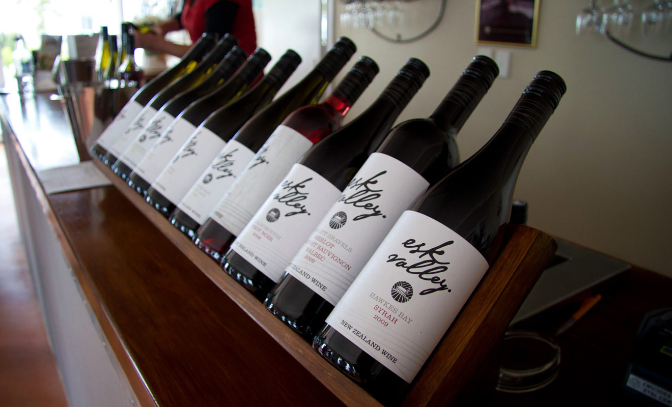 Le Syrah n'est pas le meilleur vin du pays, et sa production est encore marginale, mais rien ne vous interdit d'en commander au restaurant pour lui donner sa chance.