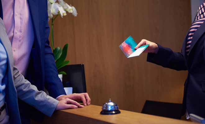 Vous n'avez pas besoin d'avancer tous les frais lorsque vous réservez votre hébergement sur booking.com. Dans la majorité des cas, vous réglez la note en quittant l'hôtel sur place, ce qui vous évite d'avancer les frais comme avec certaines agences de voyages.