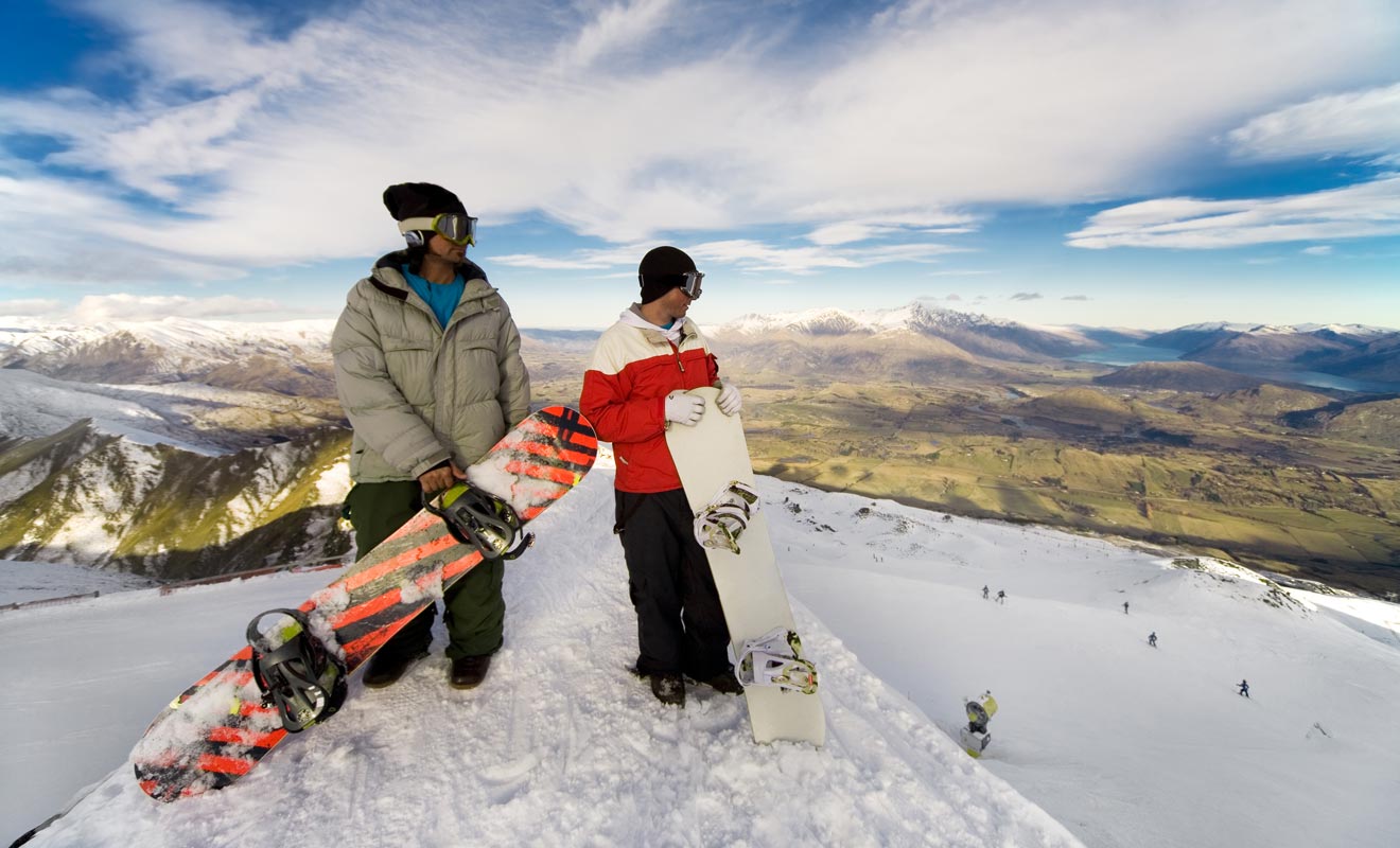 Si vous arrivez à travailler dans une station de montagne, il y a de grandes chances pour que vous obteniez d'un pass gratuit. Vous aurez le bonheur de profiter es pistes si vous n'êtes pas trop fatigué.