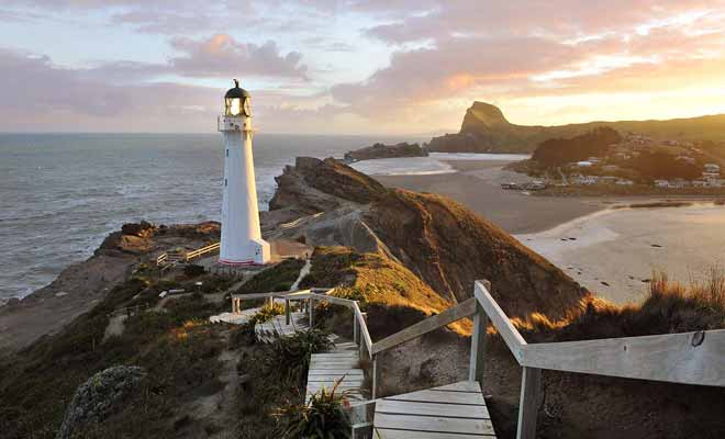 Castlepoint est une plage très photogénique relativement excentrée et donc largement ignorée par les touristes. Un bon point si vous cherchez à éviter la foule durant votre séjour.
