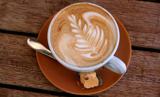 Depuis que les Kiwis ont découvert le café, le thé de cinq heures est en déclin. On ne compte plus les cafés qui ont ouvert à Auckland.